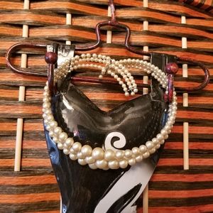 Multistrand Pearl Choker